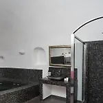 Aroma Apartament Fira (Santorini)