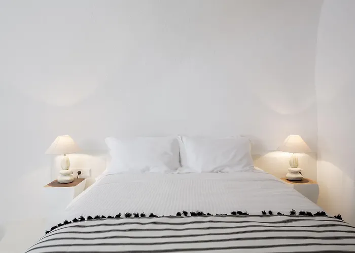 Aroma Apartament Fira (Santorini)