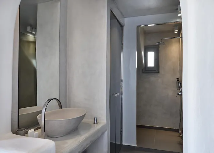 아로마 스위트 아파트 *