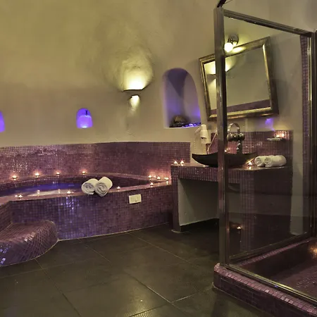 Aroma Fira (Santorini)