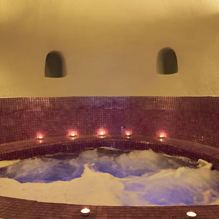 Aroma Fira (Santorini)